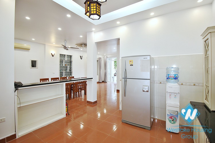 Lake view - House for rent in Tay Ho District